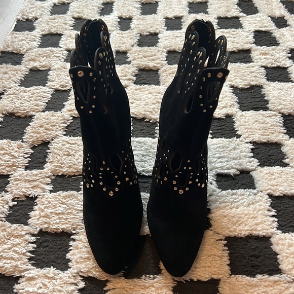 Cecelia New York Hera heeled Cutout bootie - Picture 4 of 7